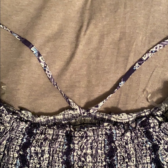 multi color off the shoulder cropped top - Picture 2 of 4